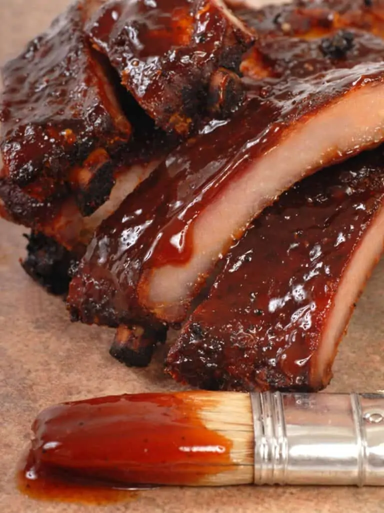 Delicious MM BBQ Sauce with Ribs
